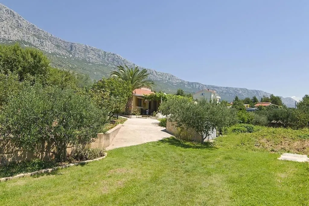Eden Holiday House Kastela 0*,  Croatia