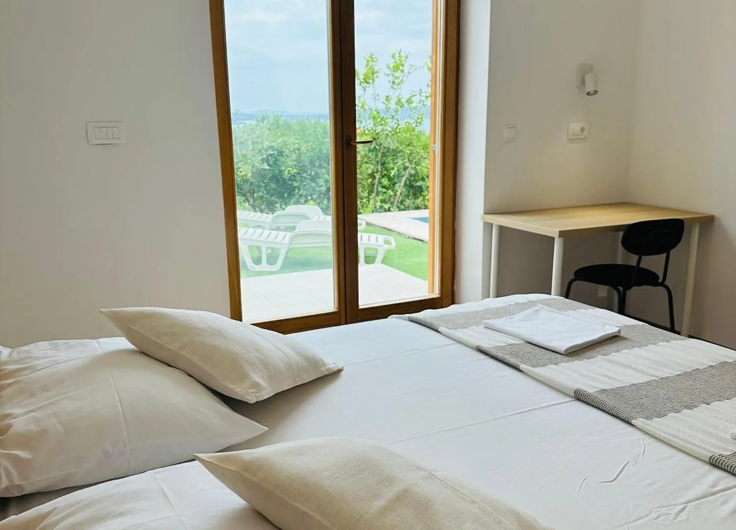 Eden Holiday House With Private Pool And Vineyard Kastela Holiday home