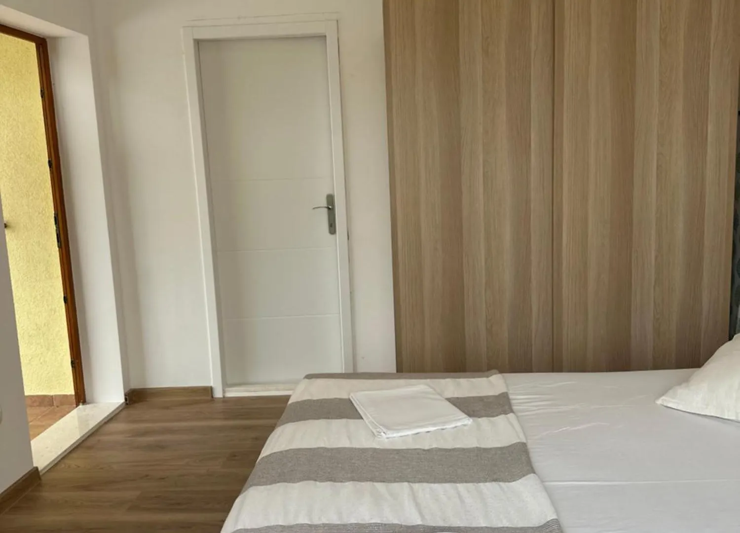 Eden Holiday House Kastela