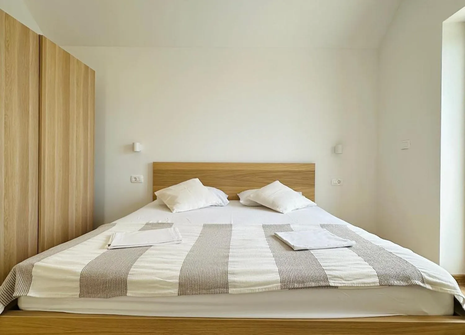 Eden Holiday House Kastela