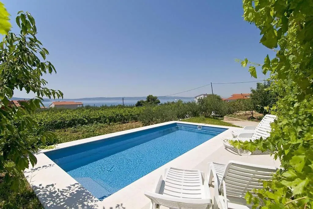 Eden Holiday House location